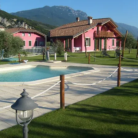 Agritur La Cort Farm stay Arco